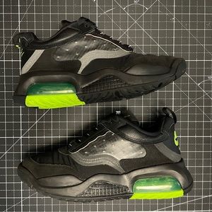 Nike Jordan Air Max 200 GS Boys Basketball Shoes size 4Y